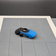 Load image into Gallery viewer, 1x Alpha 17 Blue Pauldron PAINTED
